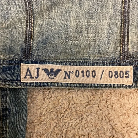 AJ ARMANI JEANS VINTAGE NEVER WORN JEAN JACKET CROPPED WITH LEATHER IN FRONT - Picture 15 of 15